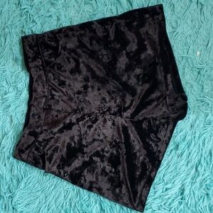 BB Dakota Velvet Black High Waist Shorts NWT